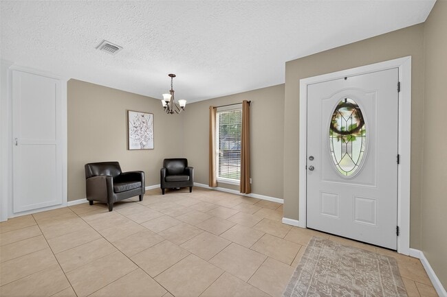Building Photo - 2314 Pilgrims Bend Dr