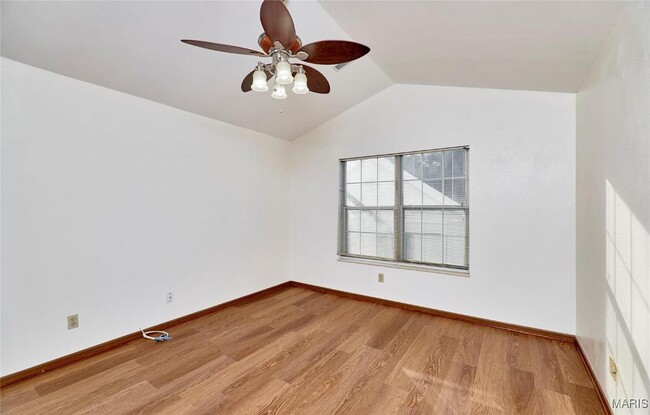 Building Photo - 16530 Victoria Crossing Dr