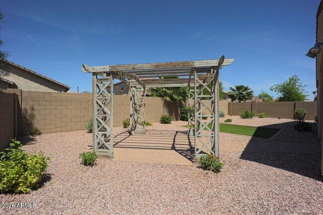 Building Photo - 17576 W Bajada Rd