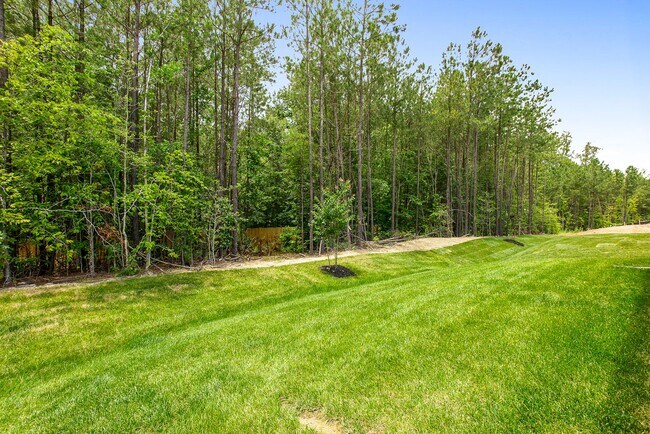 Building Photo - $3,000 / 2 br / 2 ba / 1,650 sqft