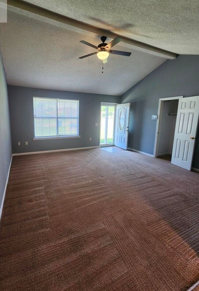 Building Photo - 1302 Loblolly Dr
