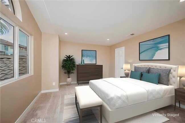 Building Photo - 5338 Chariton Ave