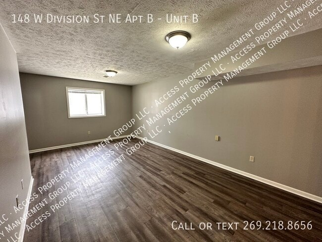 Building Photo - 148 W Division St NE