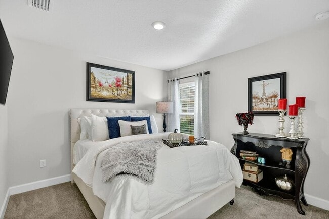 Building Photo - 8652 Waterstone Blvd