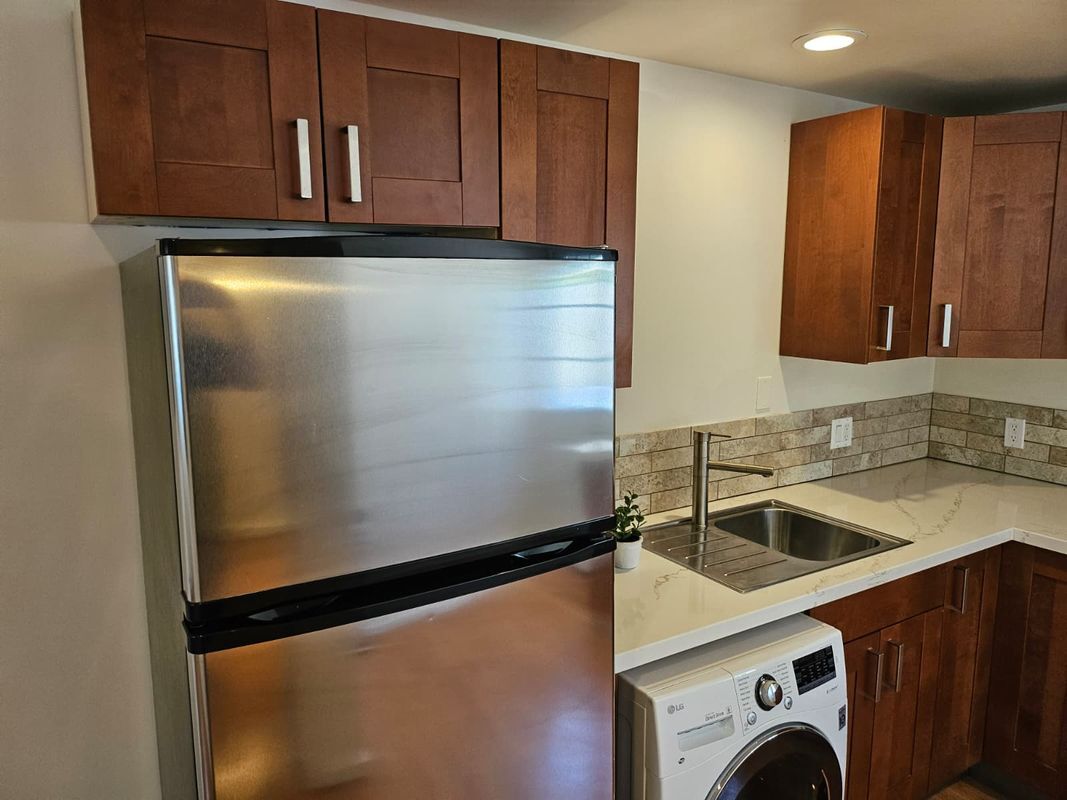 Building Photo - 20624 Kittridge St