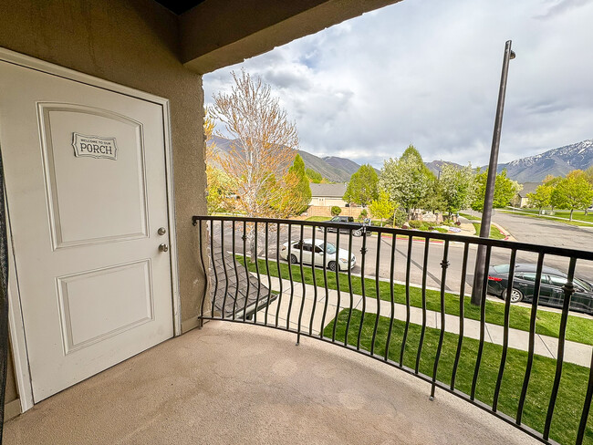 Building Photo - 248 S 550 W