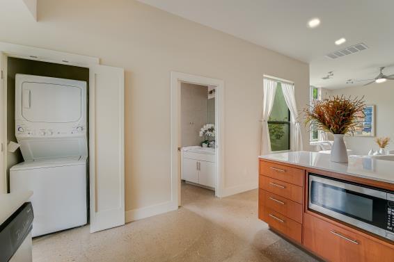 Building Photo - 2822 Wooldridge Dr