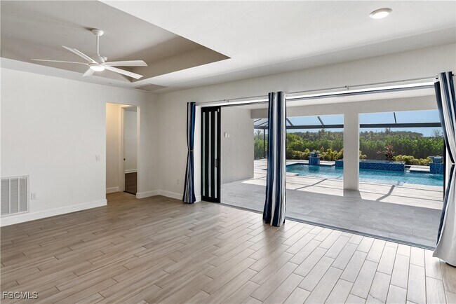 Building Photo - 19001 Aqua Shore Dr