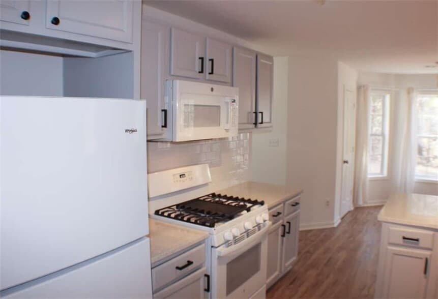 Building Photo - 1060 Grace Dr