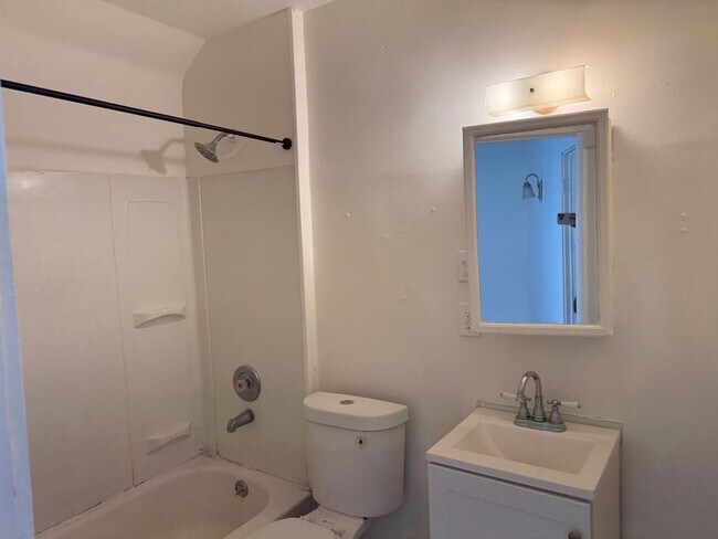 Building Photo - 3134 W 88th St