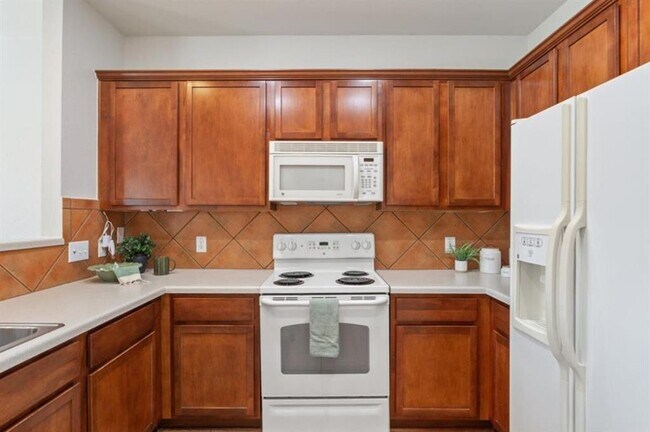 Building Photo - 97 Verde Ranch Loop