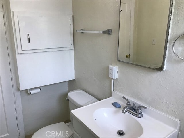 Building Photo - 360 6th St