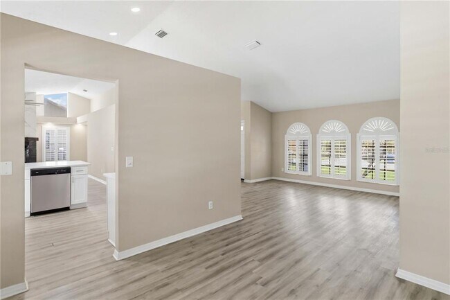 Building Photo - 2110 Laindale Pl