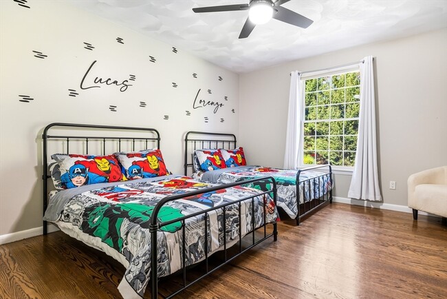 Building Photo - 9 Ridge Rd