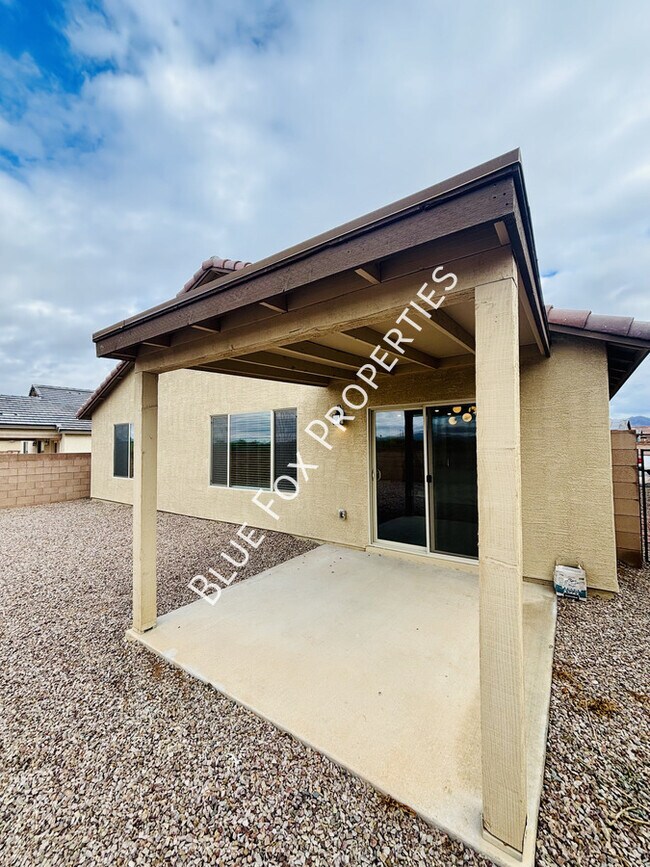 Building Photo - 6563 W Camino Pizarro