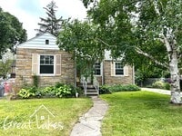 Building Photo - Beautiful 3 Bedroom 1 Bathroom now availab...