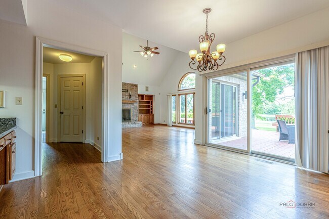 Building Photo - 5420 Belmont Ct