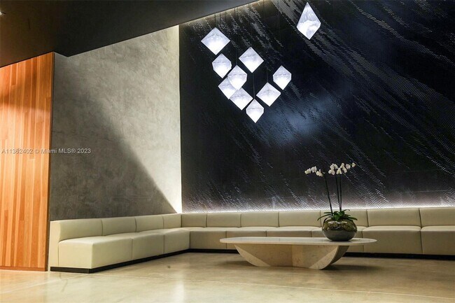 Lobby - 151 SE 1st St