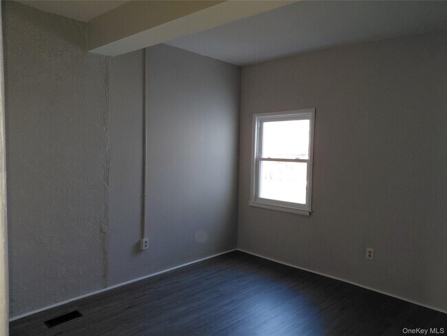 Building Photo - 79 Franklin St