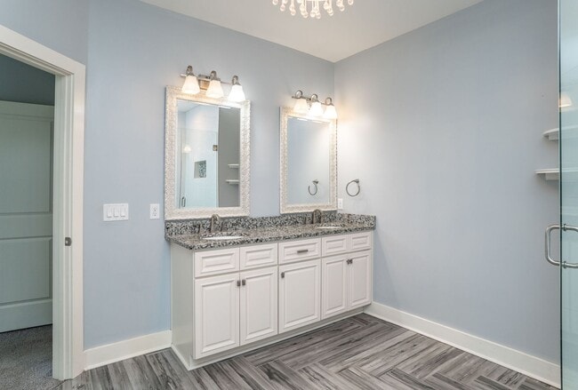 Building Photo - Home on Ladies Island