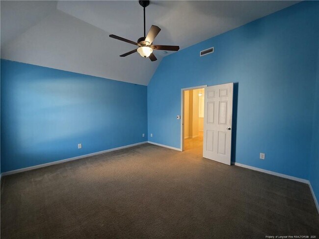 Building Photo - 825 Running Horse Ln