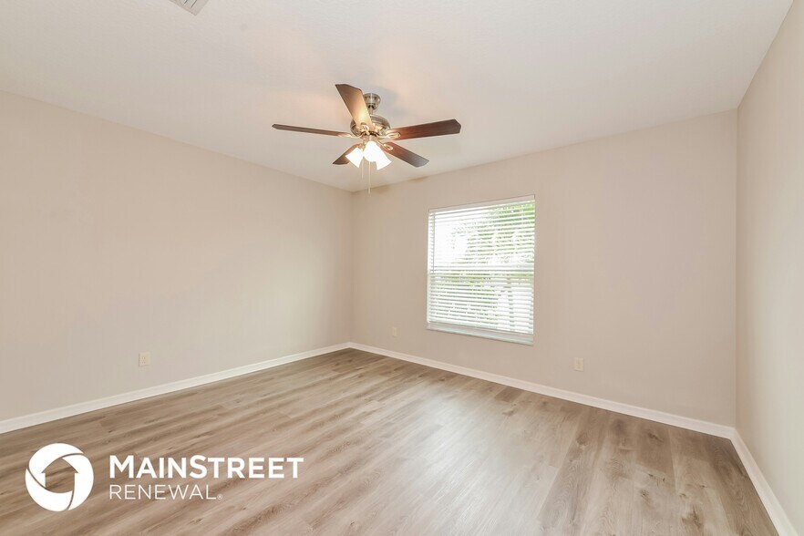 Building Photo - 1167 42nd Terrace E