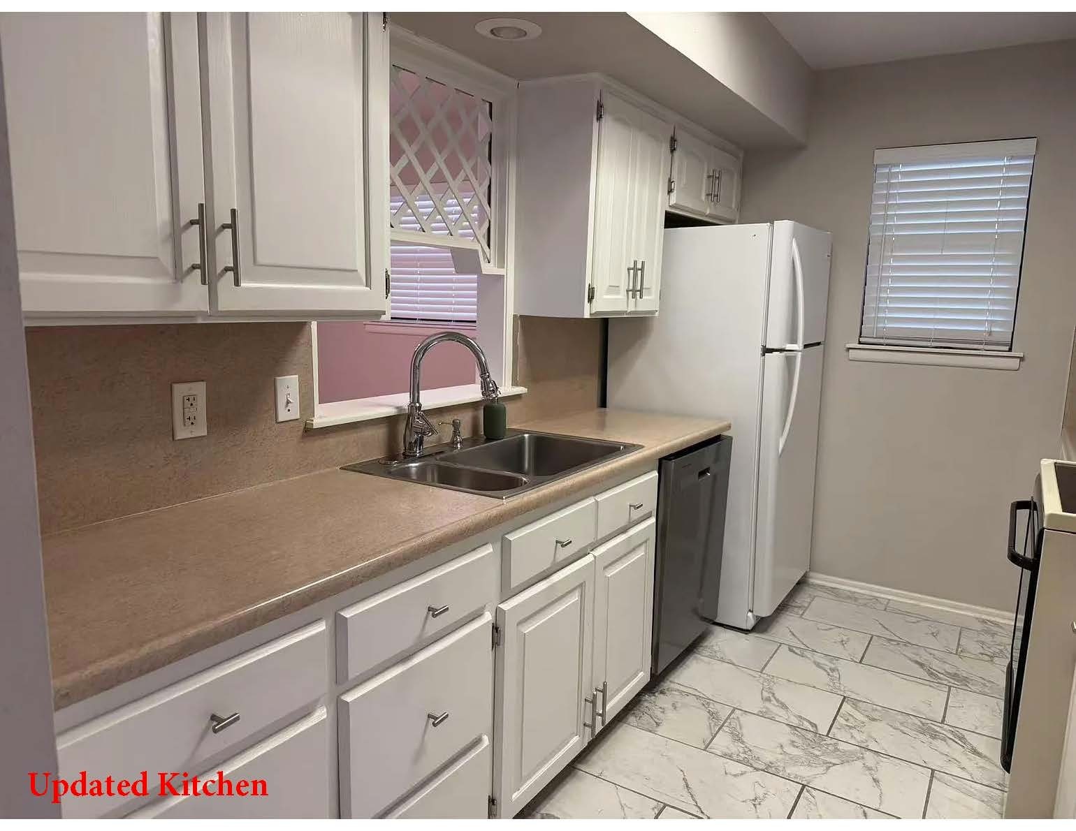 Updated Kitchen - 8502 Sagebrush Ln