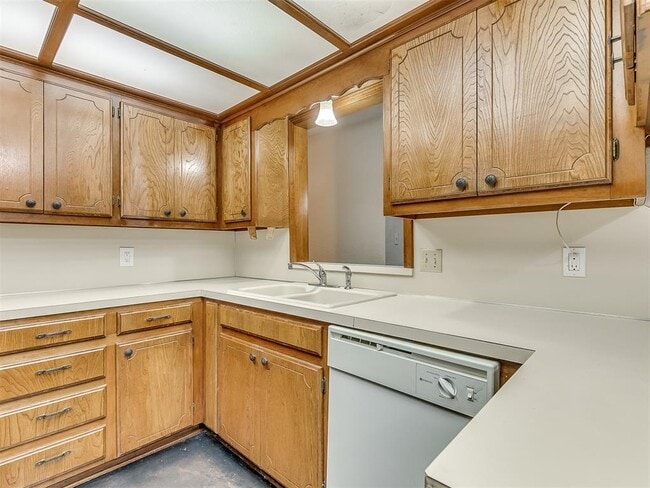 Building Photo - 1518 Boyd St