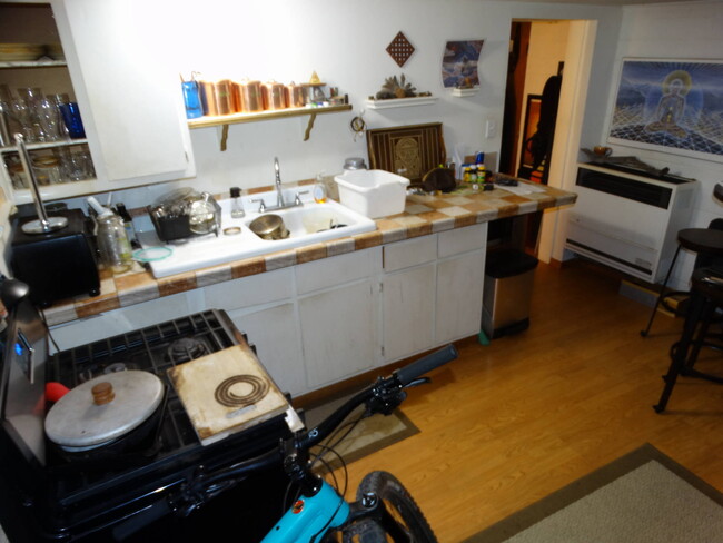 Kitchen area - 36992 Boulder Canyon Dr