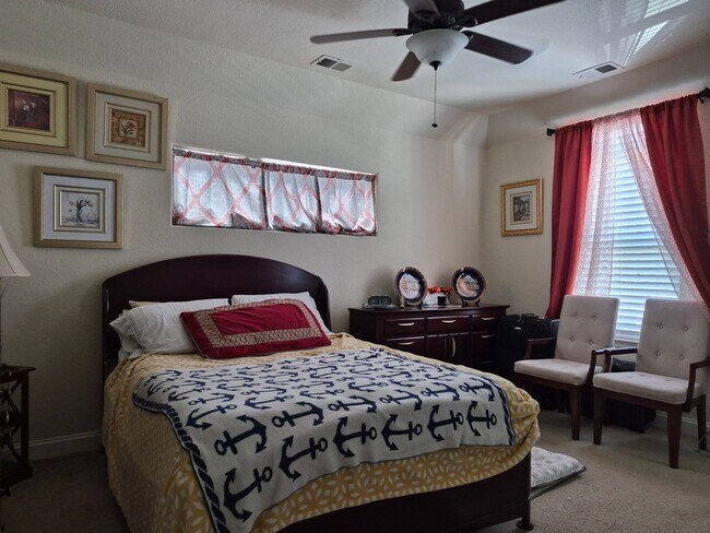 Building Photo - Kemps Village at Towne Center