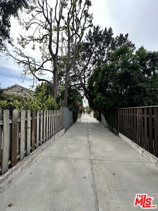 Building Photo - 49 Dudley Ave