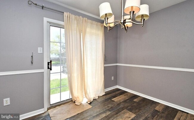 Building Photo - 106 Westminster Ct