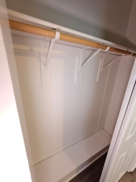 Building Photo - 9137 Hibben Ave