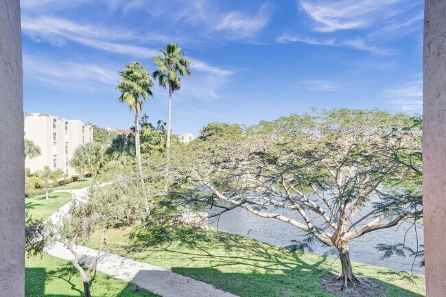 Building Photo - 955 Dotterel Rd