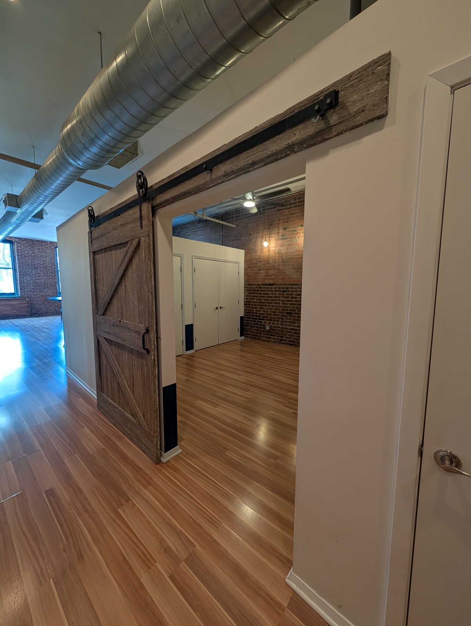 Bedroom - Entrance - 200 Main St