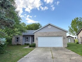 Building Photo - 753 Forest Green Dr