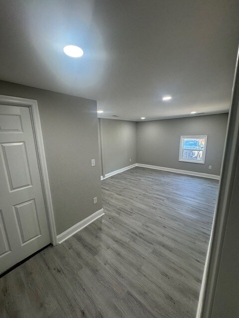 Building Photo - 2829 Jones Ave