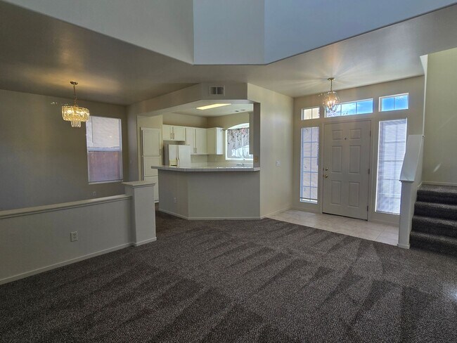 Building Photo - Beautiful South Reno Home in Gated Community