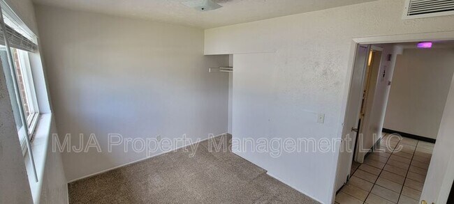 Building Photo - 752 Irving St