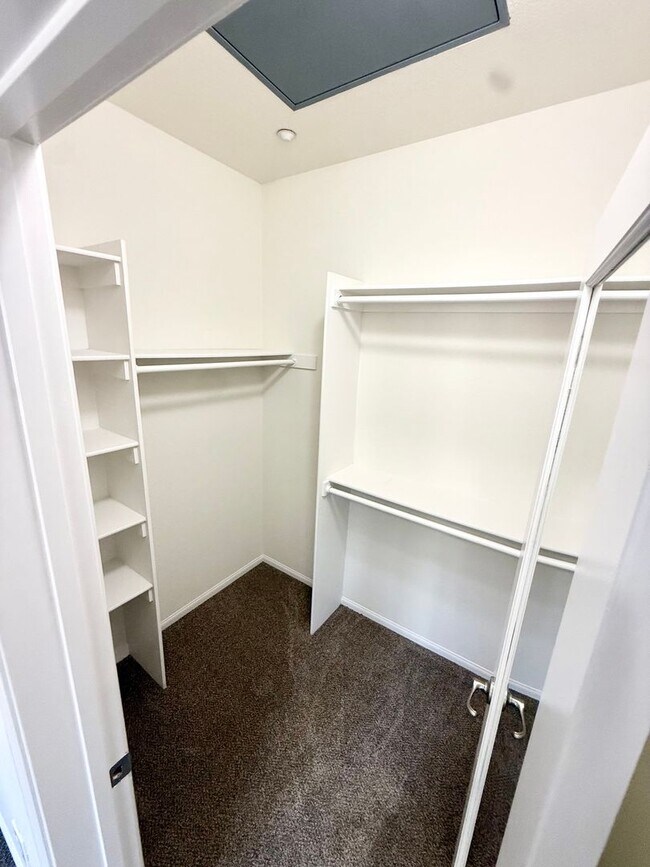 Building Photo - 2810 Piantino Cir