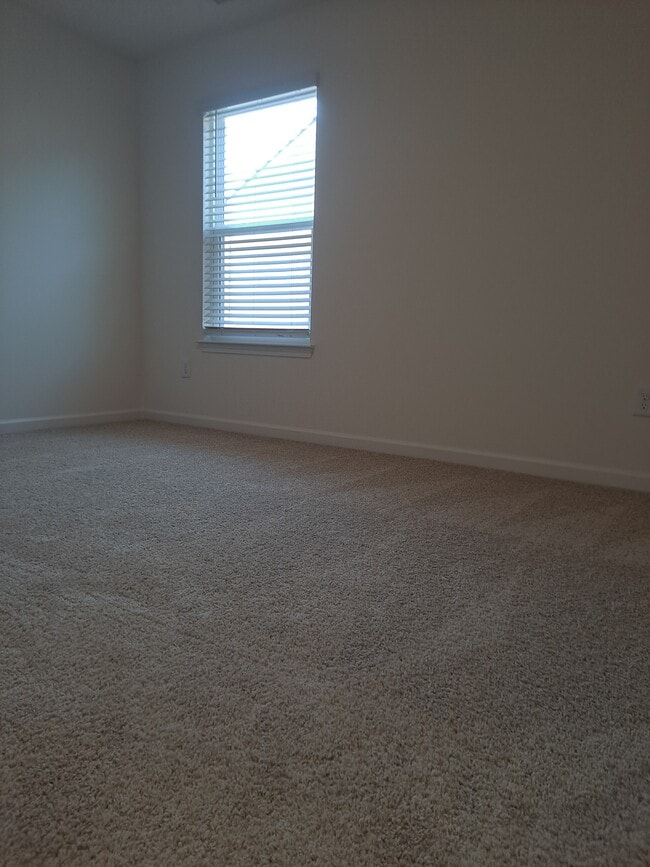 Building Photo - 144 Ibis Loop