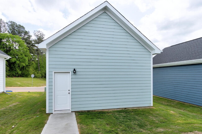 Building Photo - 712 Georgias Landing Parkway