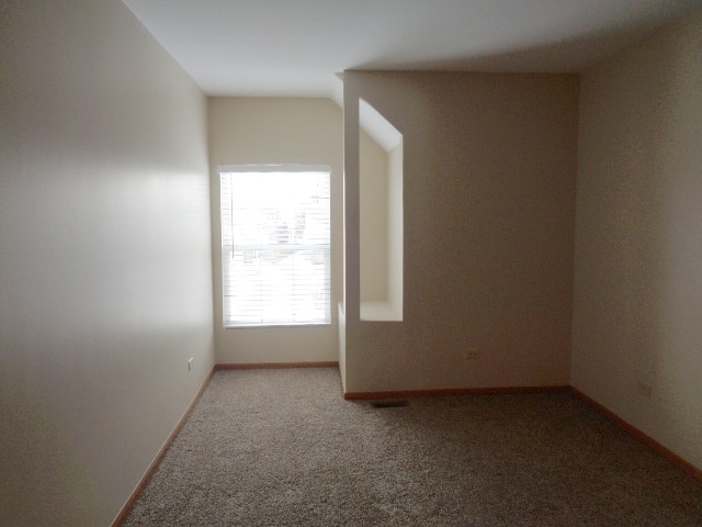 Building Photo - 1706 Lake Pointe Ct