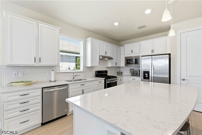 Building Photo - 17728 Silverspur Dr