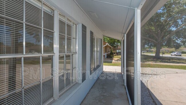 Building Photo - 3915 Allan Pl