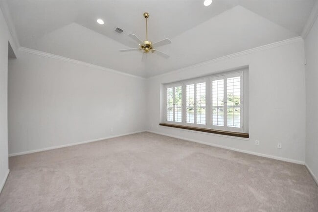Building Photo - 39 Wild Meadow Ct