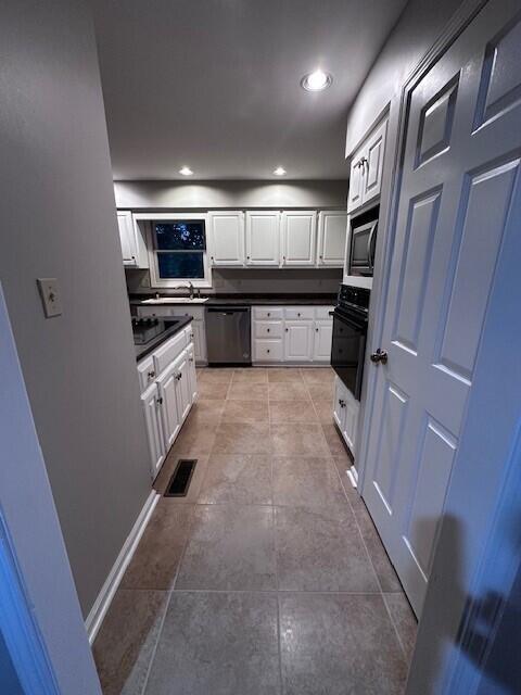 Building Photo - 3507 Lakeside Ct