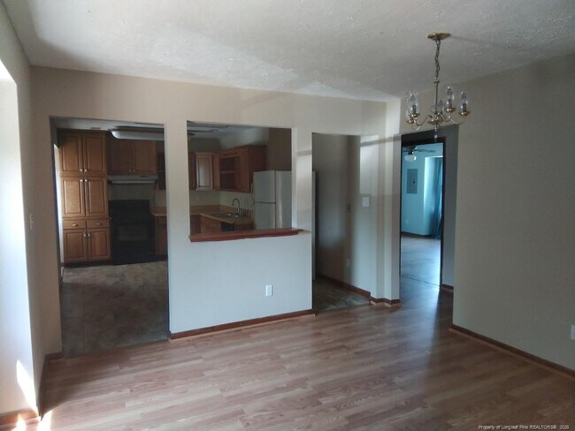 Building Photo - 614 Drypoint Ln