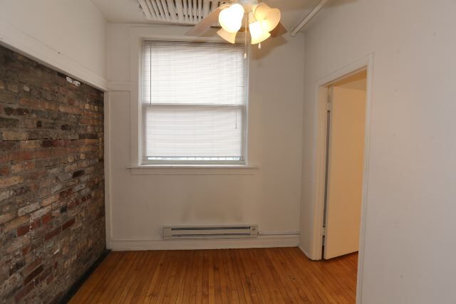 Building Photo - 734 W Cornelia Ave