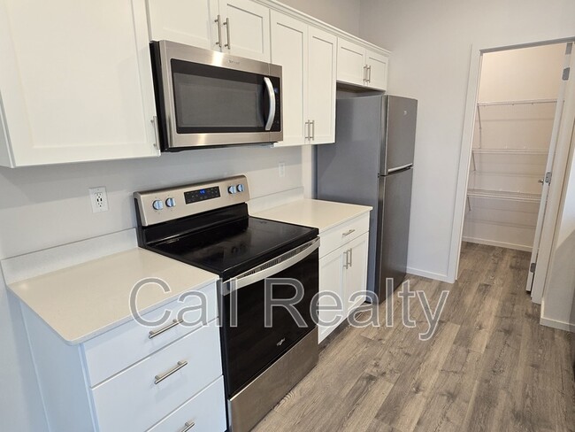 Building Photo - 10526 Duckhook Rd